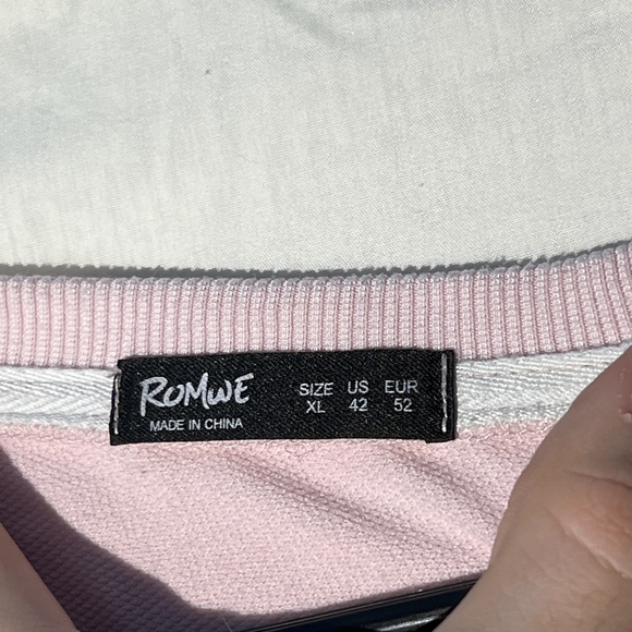 Romwe Men's Rose Graphic Long Sleeve Sweathshirt - Picture 3 of 6